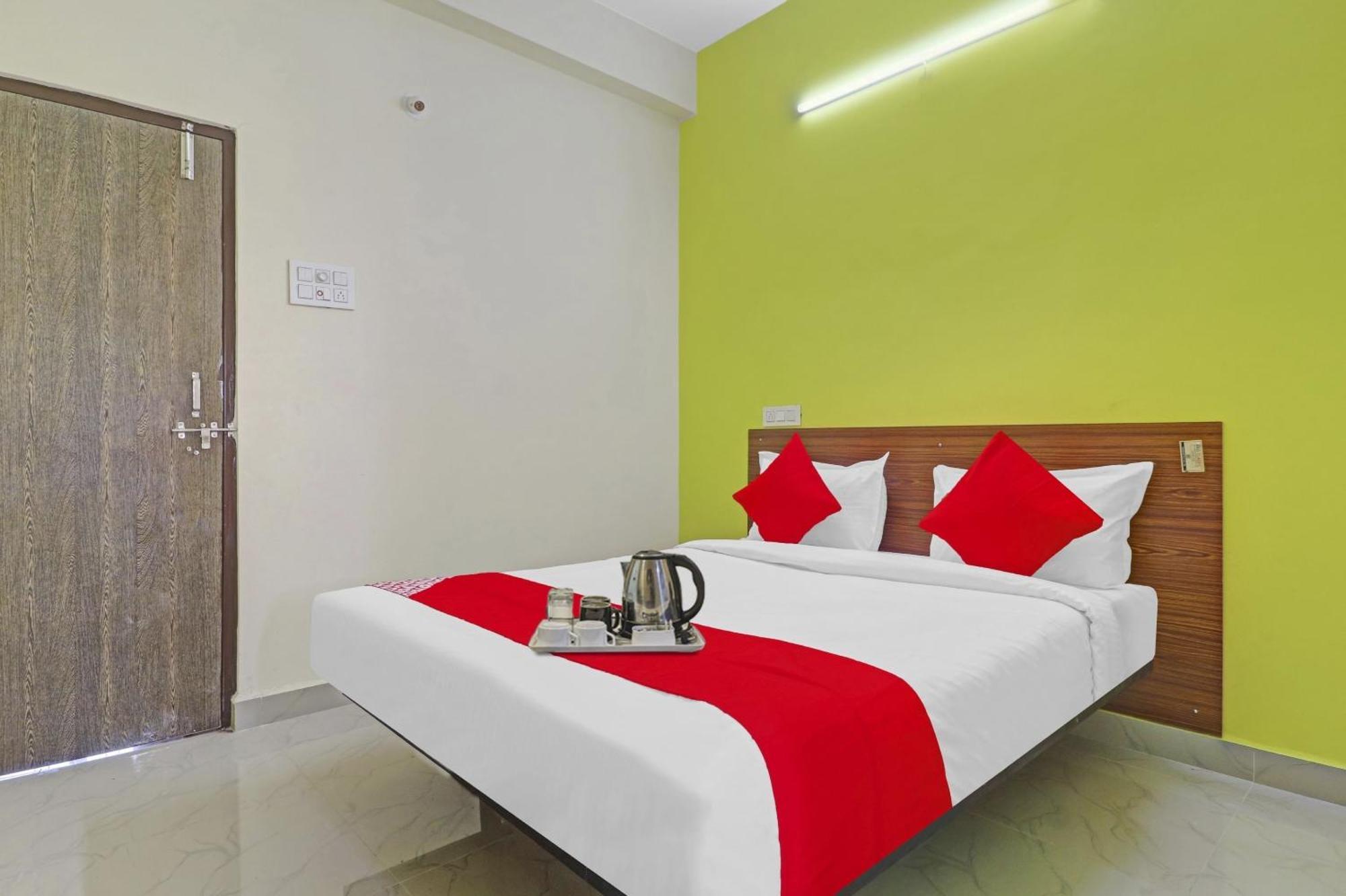 Super Collection O Elite Stay Near Habsiguda Metro Station Гайдарабад Екстер'єр фото