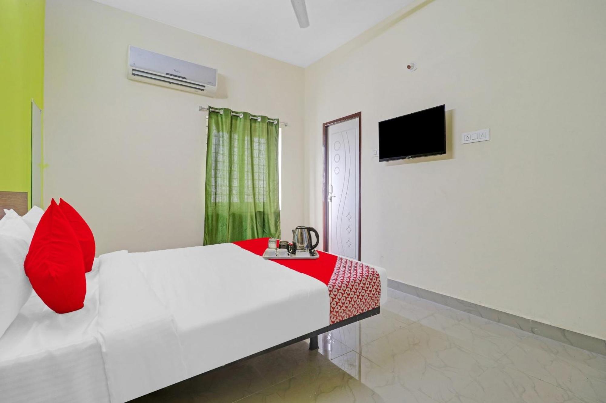 Super Collection O Elite Stay Near Habsiguda Metro Station Гайдарабад Екстер'єр фото