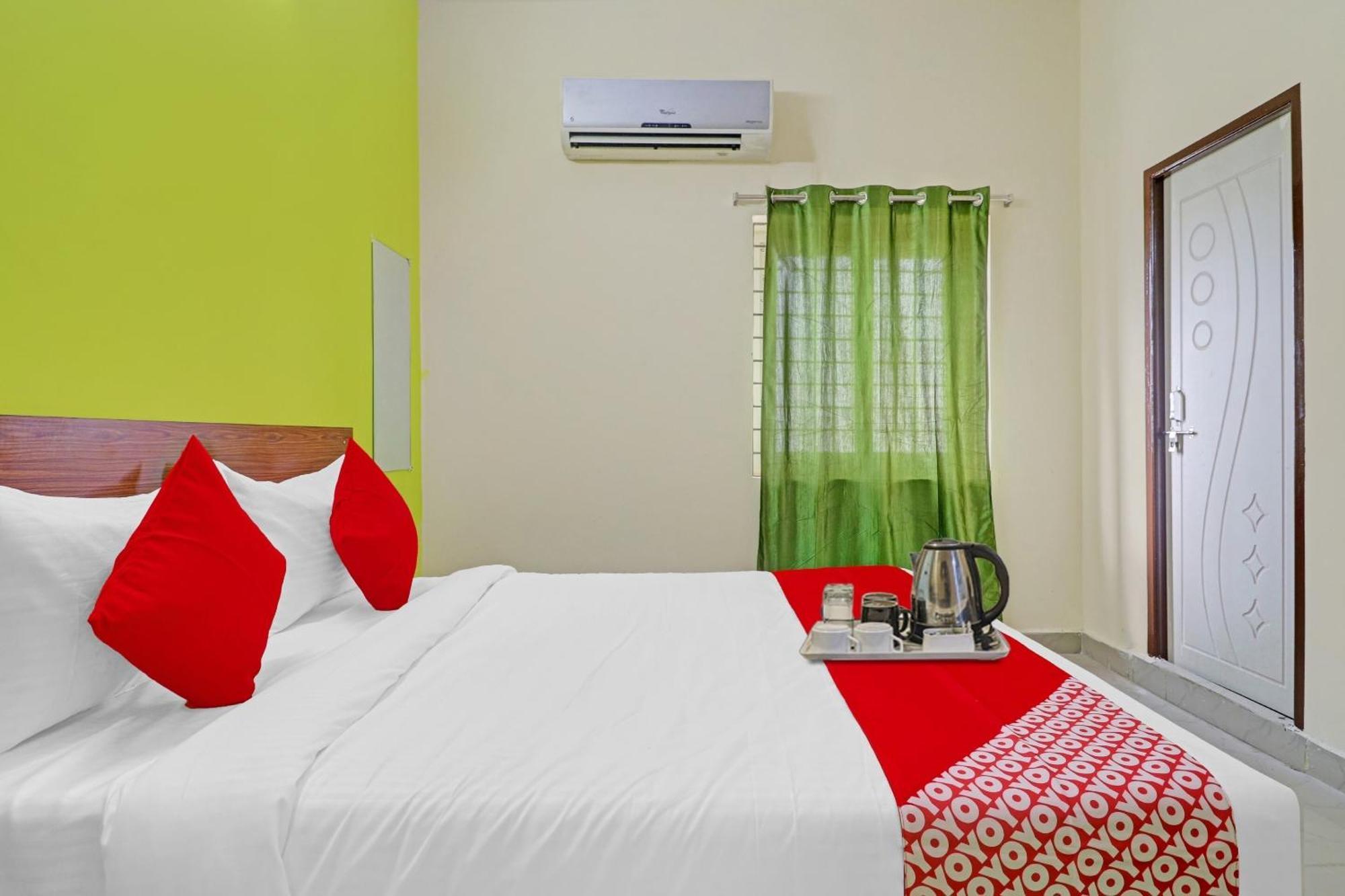 Super Collection O Elite Stay Near Habsiguda Metro Station Гайдарабад Екстер'єр фото